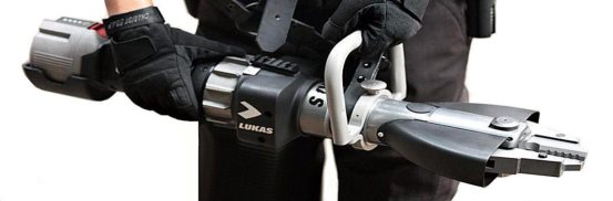 Integrated electric rescue tool